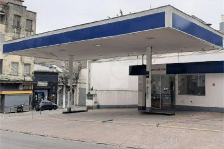 Espaço ideal para posto de gasolina, farmácia e loja no Bom Retiro