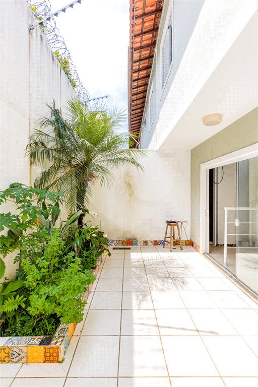 Casa no condomínio Condomínio Villa de São Paulo para venda com 2 quartos, sendo 2 suítes , 200m²