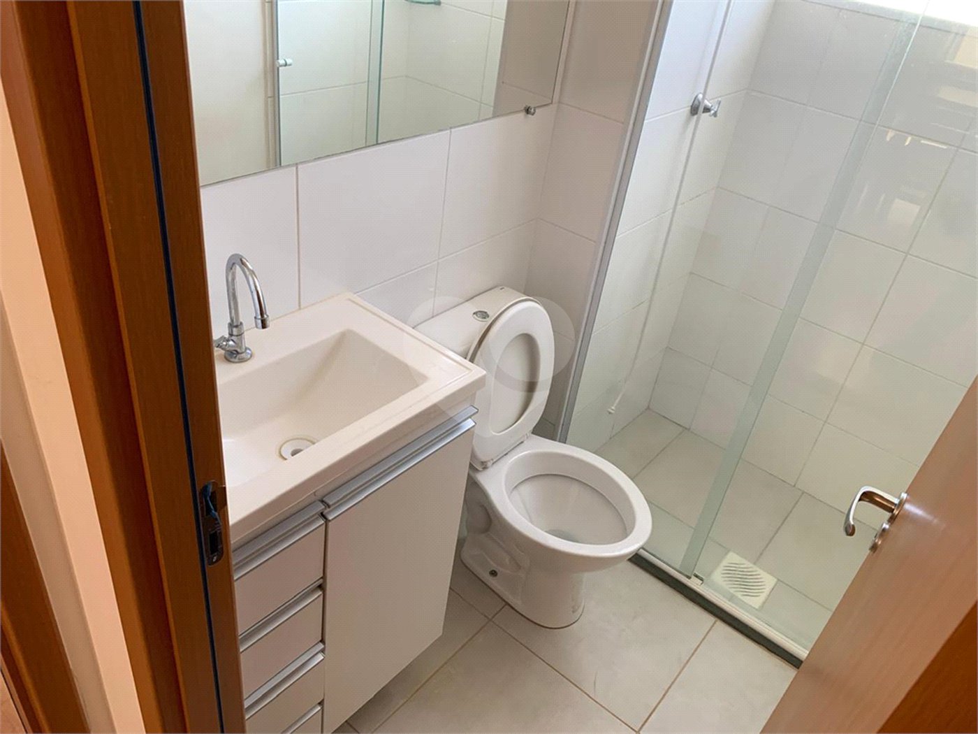 Apartamento a venda no condomínio Monte Berlim