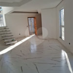 Sobrado moderno com 2 Suítes e vista Privilegiada no Jardim Bandeirantes, Poços de Caldas