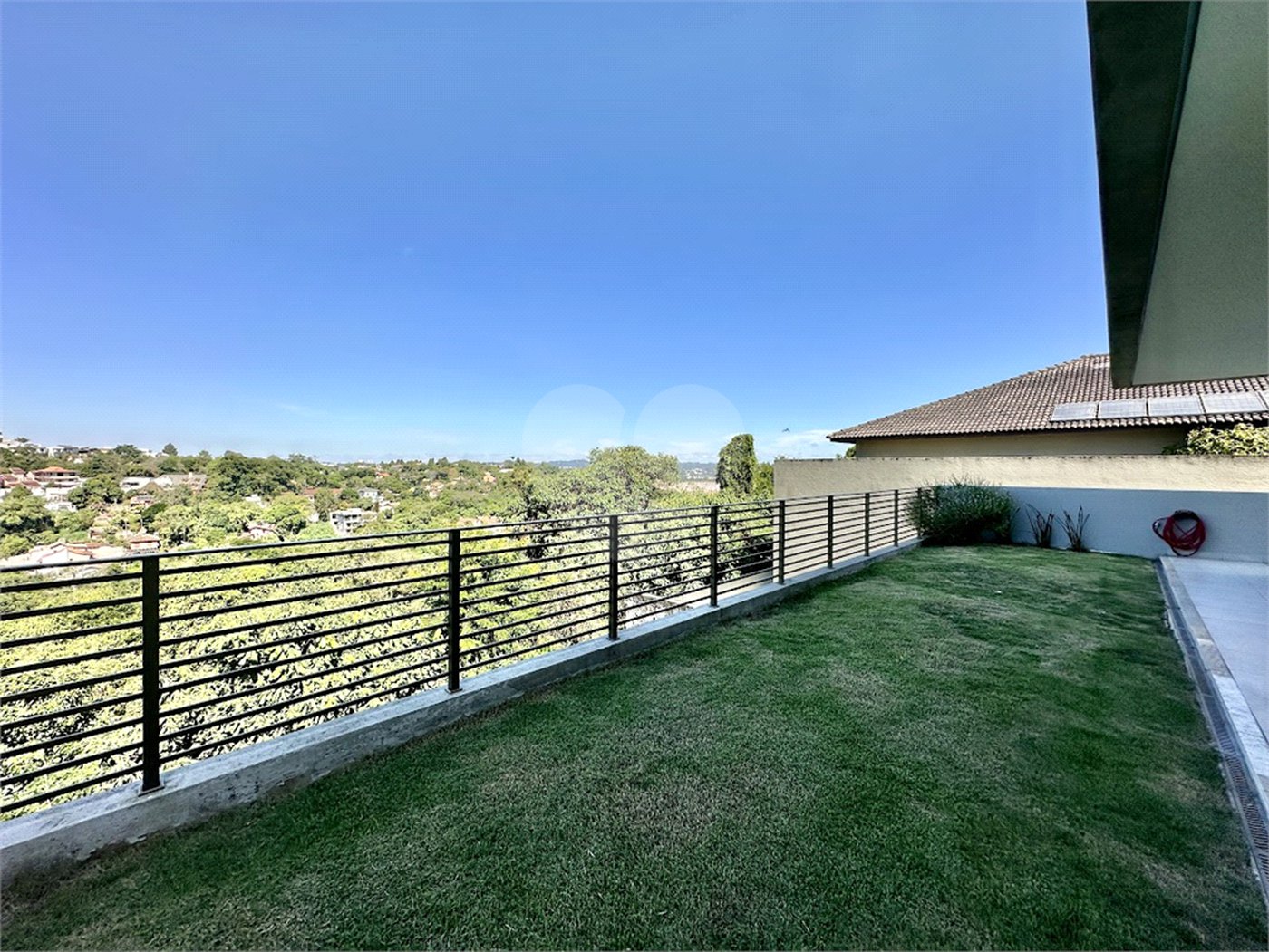 Casa á venda - Granja Viana