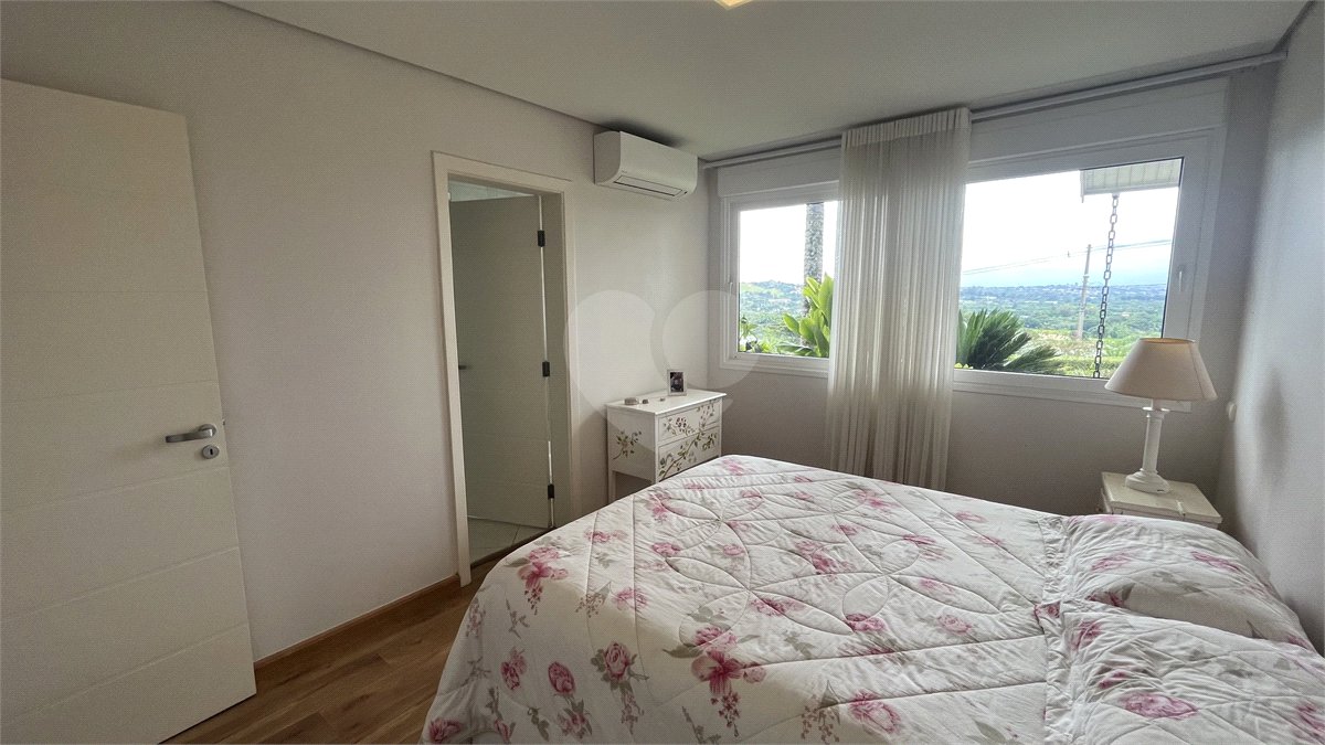 Casa a Venda no Condomínio Porto Atibaia com 4 dormitórios