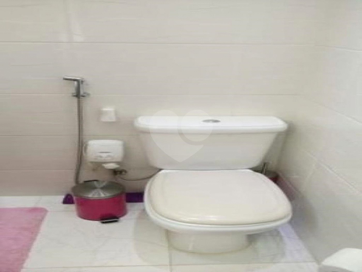 Excelente Apartamento de 02 dormitórios. Venha fazer uma Visita.
