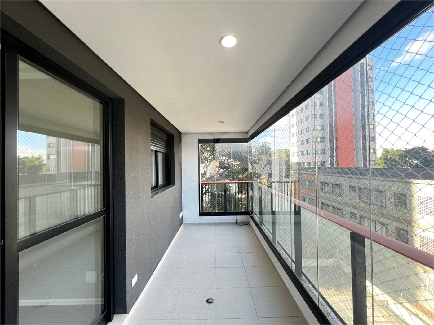 Apartamento à venda com 2 quartos, sendo 1 suíte, em Alto da Boa Vista, São Paulo, SP