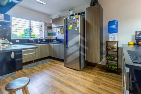 Casa à venda com 3 quartos, sendo 3 suítes, em Butantã, São Paulo - SP