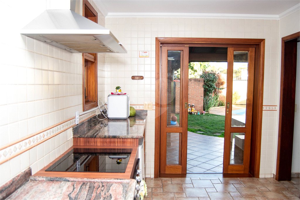 CASA ALTO PADRÃO - BAIRRO NOBRE