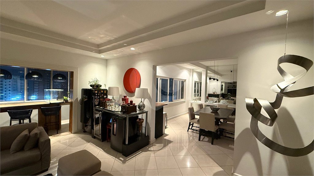 Apartamento na Consolação para locação com 3 dormitórios, 2 vagas na Consolação