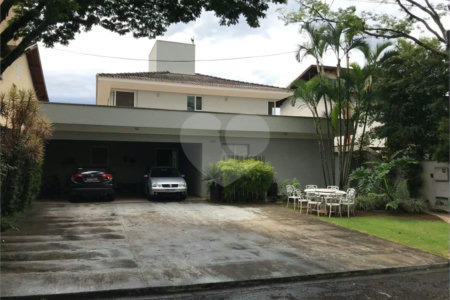 SOBRADO ALTO PADRÂO COND.PARQUE SABARA
