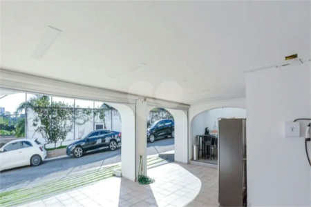 Casa de Condomínio Fechado 4 quartos - 2 suítes, 533 m² área construída - Jardim Marajoara