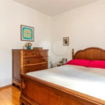 Apartamento à venda com 3 quartos, sendo 1 suíte, em Campo Belo, São Paulo, SP
