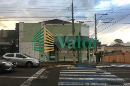 Casa térrea a venda