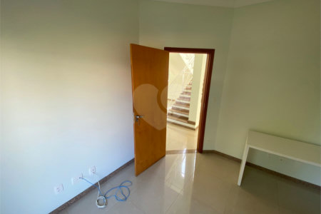 Sobrado para venda no Condomínio padrão Damha I