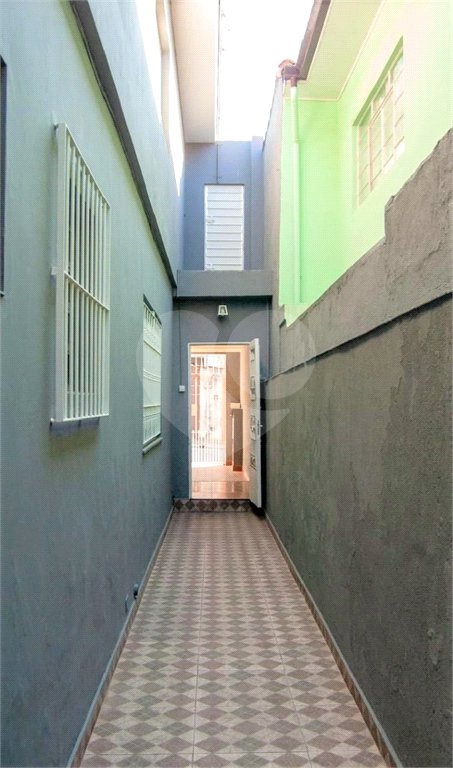 Imóvel para você investidor com 2 casas independentes a 500 metros do metrô São Lucas