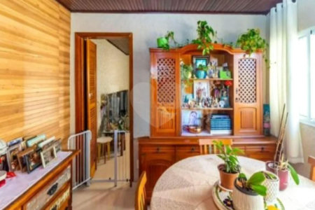 Casa com 110m², 4 quartos, sendo 1 suíte, 1 garagem, à venda em Sapopemba
