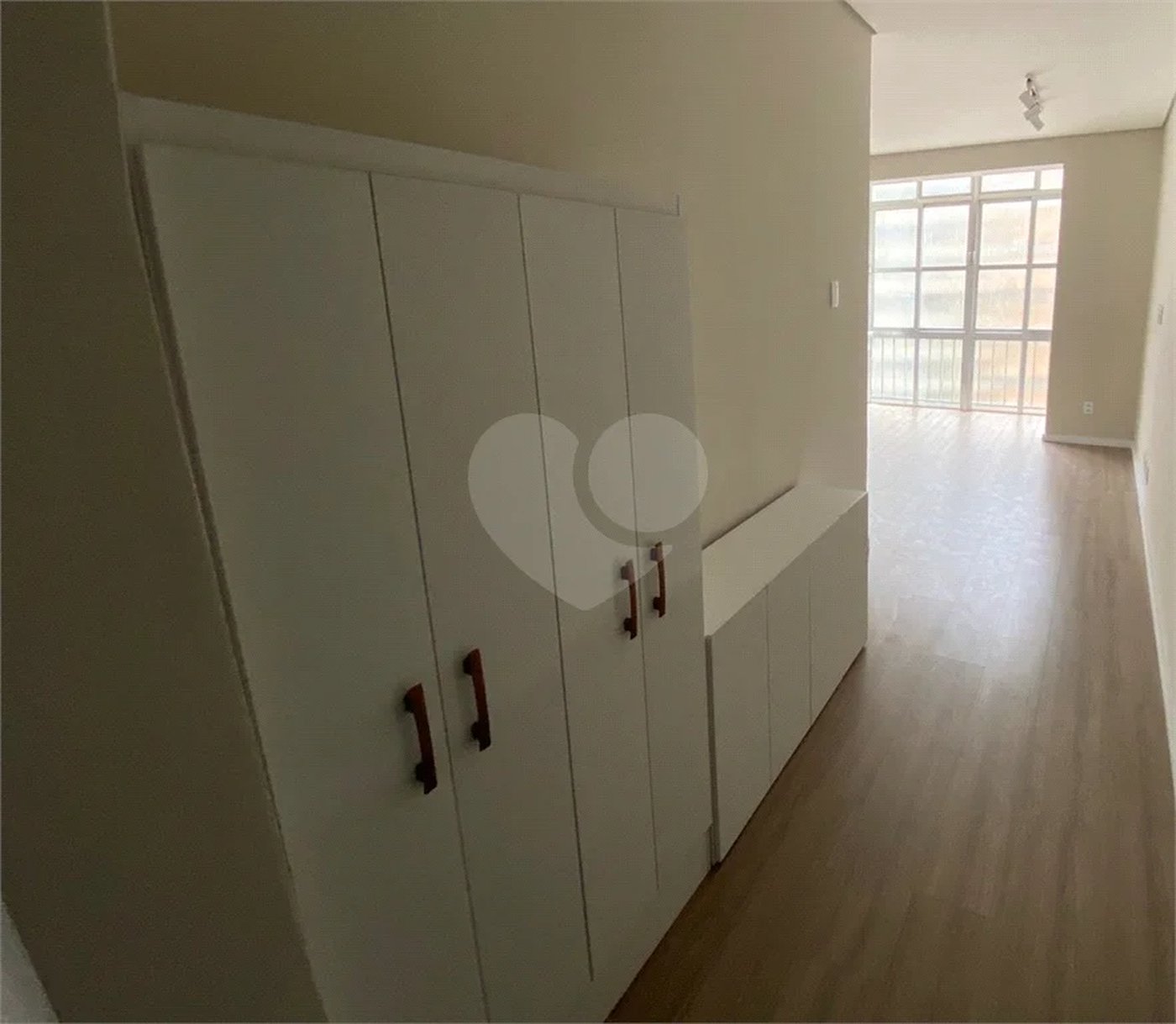 BELA VISTA - APARTAMENTO REFORMADO