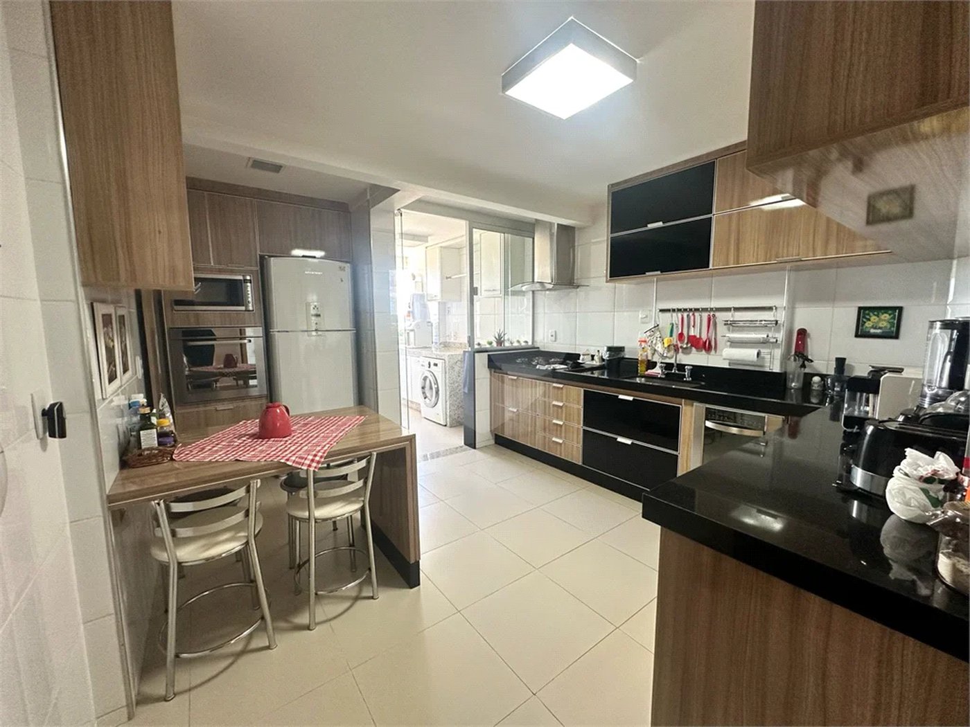 Apartamento à venda com 3 quartos em Interlagos, Três Lagoas - MS