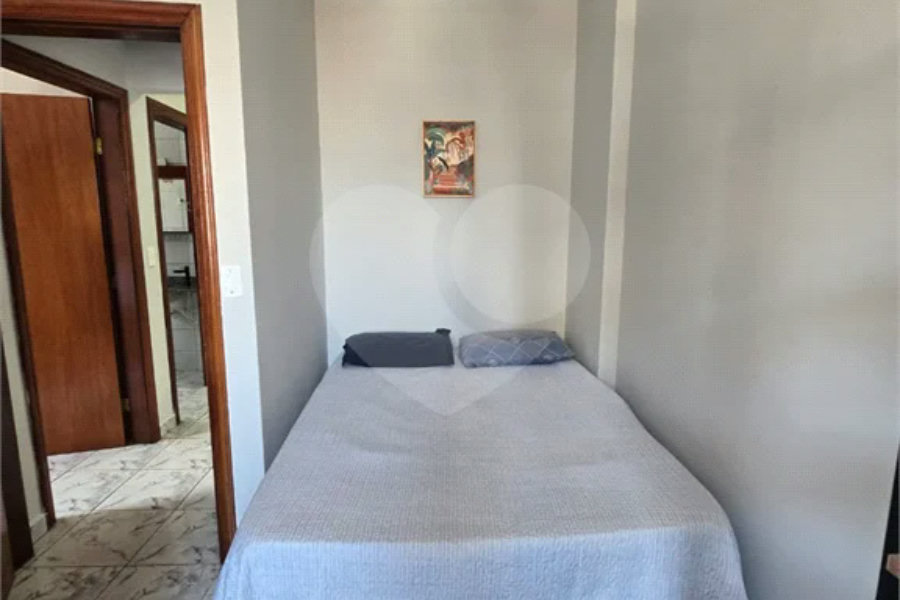 Belíssimo apartamento recém reformado na Praia Grande.
