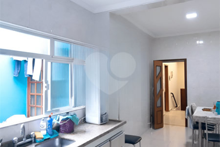 Sobrado 149m² no bairro da Bela Vista para venda/locação 3 dormitórios