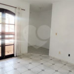 Casa com 180m², 3 dormitórios, 1 vaga, à venda na Vila Scarpelli em Santo André.