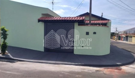 Casa à venda com 3 quartos, sendo 1 suíte,  em Parque Sisi, São Carlos, SP