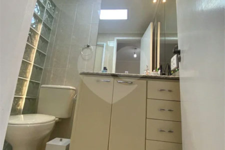 Apto no Melhor da Mooca 2 quartos 1 suíte 1 vaga varanda Aceita casa/sobrado na Moóca Estuda Permuta