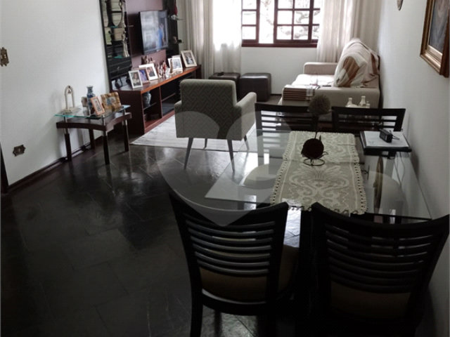 Sobrado à venda com 3 quartos, sendo 1 suíte,  em City Pinheirinho, São Paulo, SP