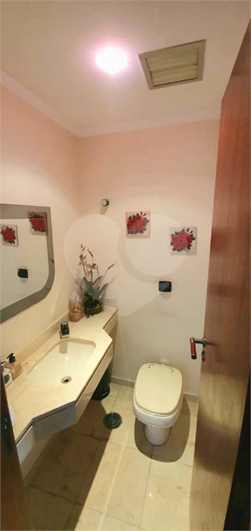 Apartamento à venda no Planalto Paulista de 147m² com 3 suítes e 3 vagas.