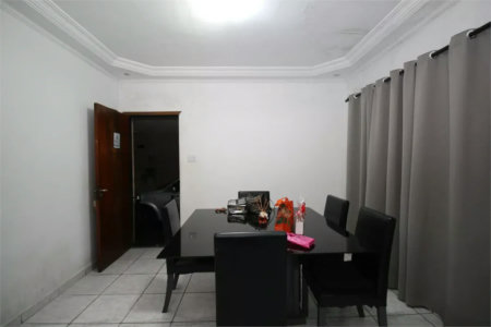 Casa Térrea à venda com 3 quartos em Vila Sônia, São Paulo, SP
