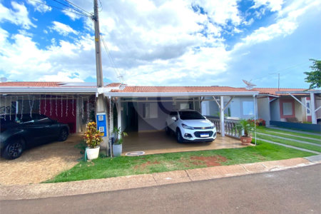 Casa com piscina para venda no Terra nova