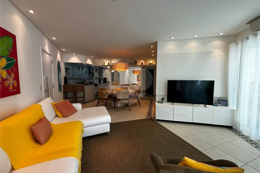 Apartamento à venda com 5 quartos, sendo 4 suítes, em Riviera de São Lourenço, Bertioga, SP