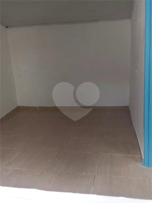 Duas casas com área total de 220m², 4 dormitórios, 3 suítes, 1 vaga de garagem, à venda em Pirituba