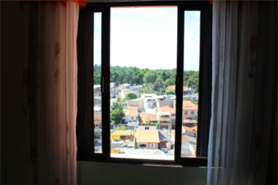 Apartamento 03 Dorm 02 Banheiros 01 Vaga na Saúde para Venda.