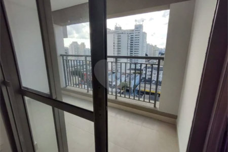 Apartamento novo com 129m² na Mooca com 2 suítes e 2 vagas.