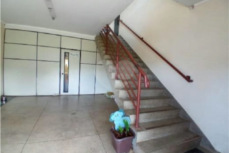 Galpão Comercial .