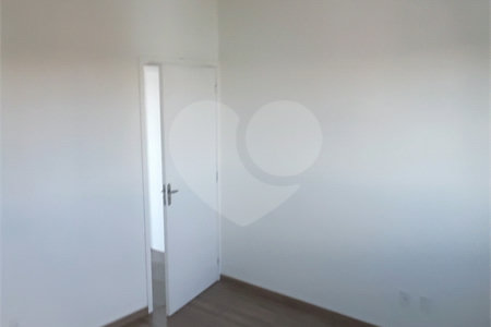 Apartamento com 2 dormitórios.