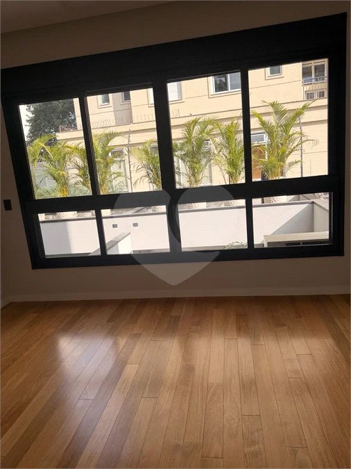 Sobrado à venda com 2 suítes em Vila Nova Conceição, São Paulo, SP