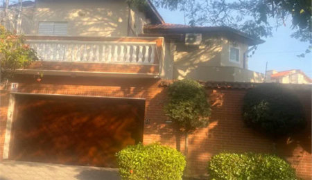 Sobrado à venda com 3 quartos, sendo 1 suíte,  em Jardim Ester, São Paulo, SP