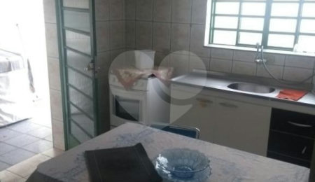 Casa Térrea à venda com 3 quartos em Chácara Inglesa, São Paulo, SP