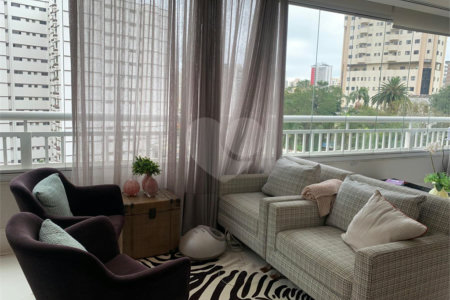 Apartamento á venda - Saúde