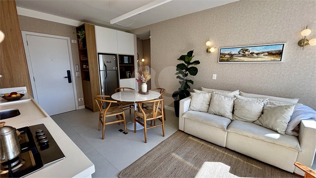 Apartamento novo na Vila Mariana com 38m², 1 vaga e próximo ao metrô.