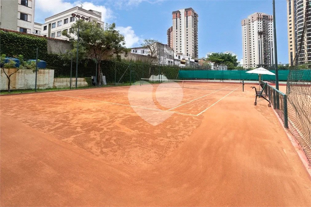 Apartamento a venda com 3 quartos no Alto da Boa Vista
