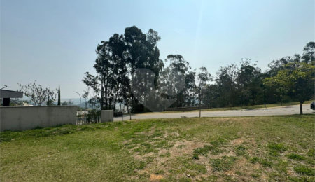 Terreno à venda no condomínio Arboretum, Vinhedo - SP