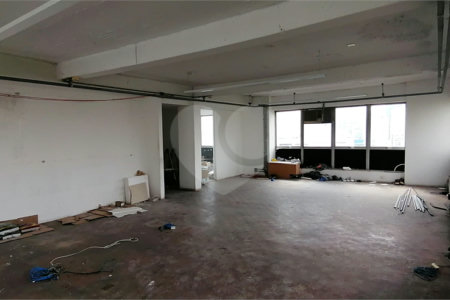 Sala comercial à venda em Higienópolis com 170 m2