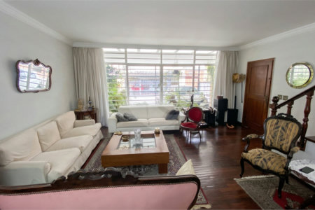 Sobrado à venda com 3 quartos, sendo 1 suíte, em Campo Belo, São Paulo, SP