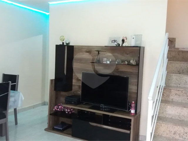 Casa de Vila à venda com 2 suítes no condomínio Cândia, São Paulo - SP