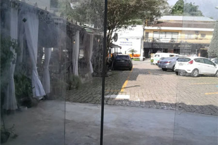 Alugo Loja com 82,00 metros na GRANJA VIANA