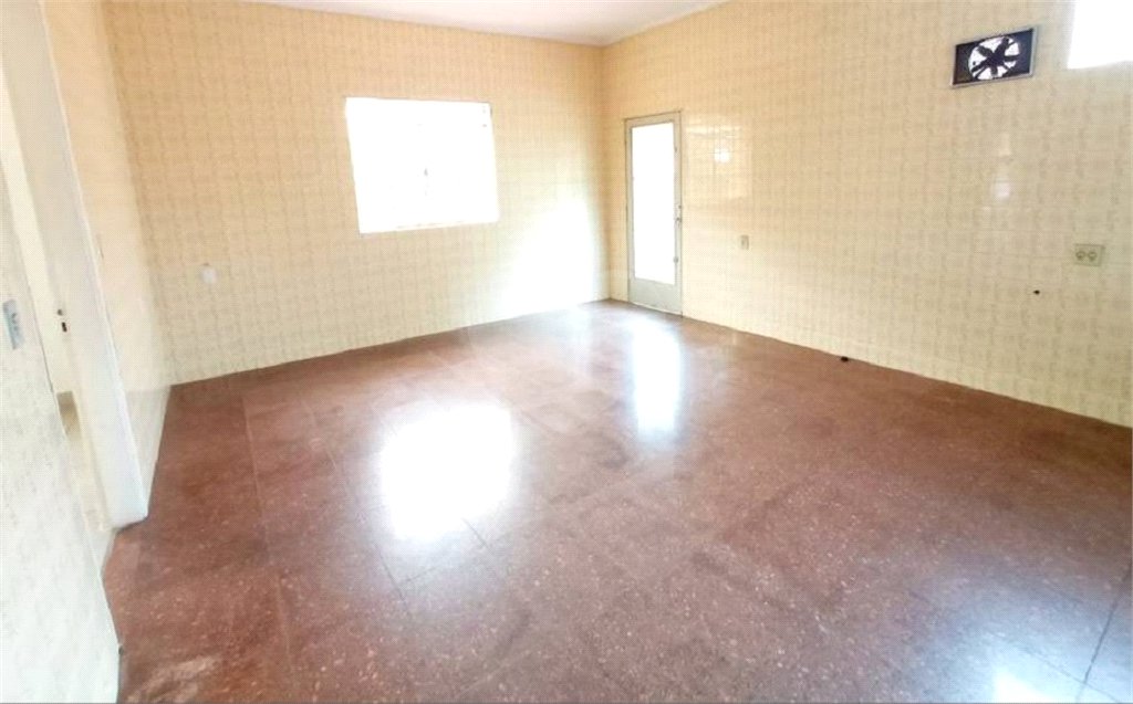 Casa térrea na Sallum.