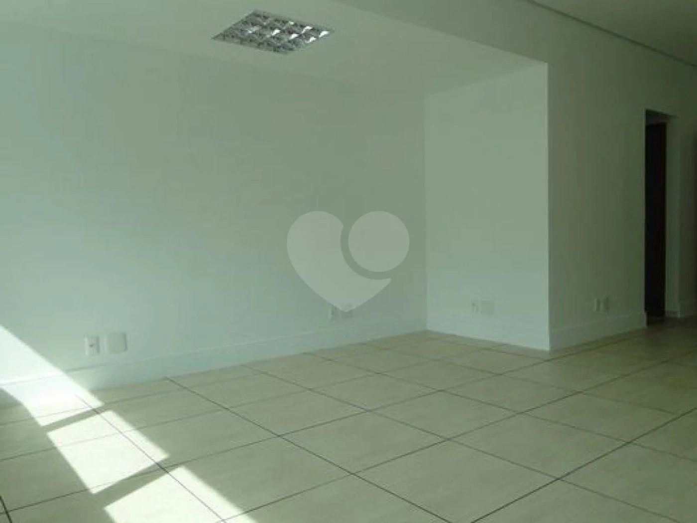 Sala Comercial para venda na região do Morumbi!!!