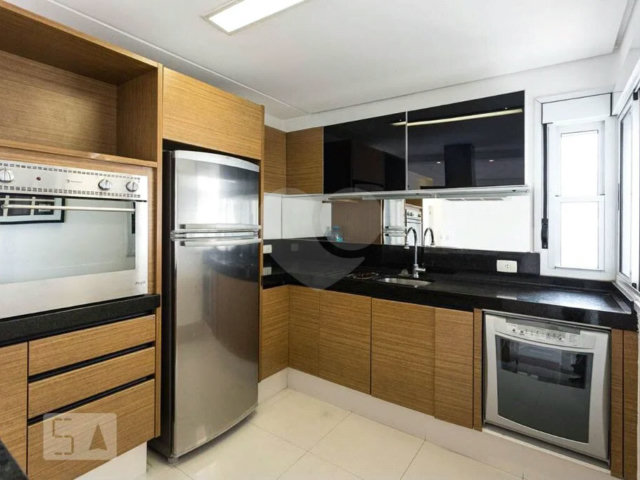 Apartamento à venda com 3 quartos, sendo 1 suíte,  em Brooklin, São Paulo, SP