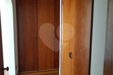Apartamento no Edifício Winston Monteiro Ricetti